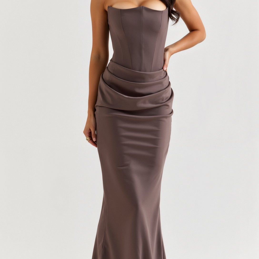 Strapless Bodycon Maxi Dress with Sleek Silhouette